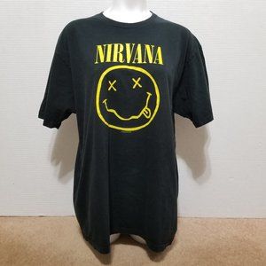 Nirvana shirt Size? Nevermind Smiley graphic rock band merch Cobain 1992 VINTAGE